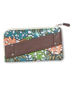 KAVU Cammi Clutch