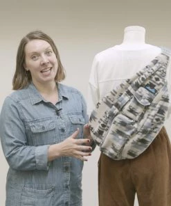 KAVU Polar Sling BAGS AND PACKS 19 KAVU Polar Sling BAGS AND PACKS