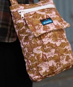 KAVU Keeper Purses
