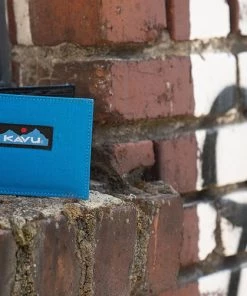 KAVU Yukon Wallet